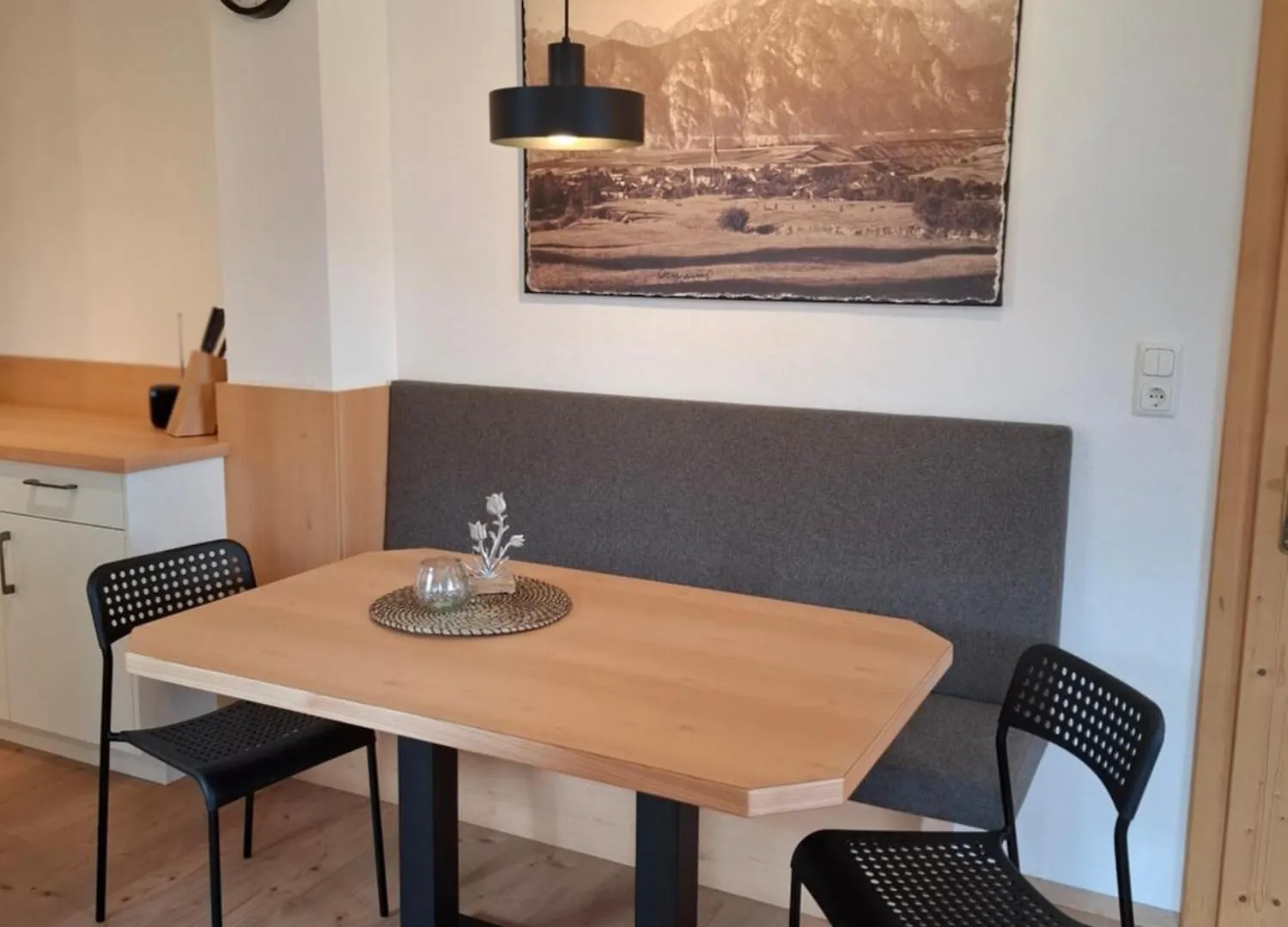 Hell Hof Appartement Innsbruck Oostenrijk